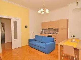 Ai Quattro Angeli Aparthotel Praga 3*,